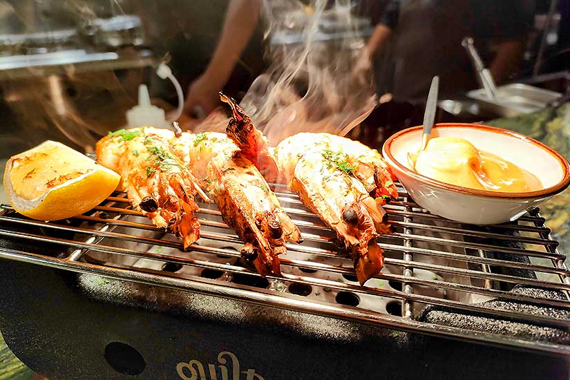 top-25-restaurants-bangkok-guilty-king-prawns-at-anantara-siam-bangkok