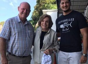 Alain-St.-Ange-Meets-Dr.-Sylvia-Earle-Recognised-Champion-for-Ocean-Protection-TRAVELINDEX-300x240.jpg