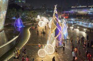 Iconsiam-is-spreading-a-joyful-spirit-Bangkok-Illumination-300x199.jpg