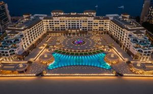 Taj-Hotels-Launches-Third-Hotel-in-United-Arab-Emirates-TRAVELINDEX-300x185.jpg